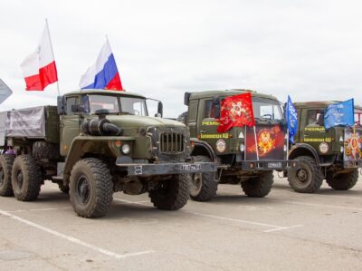 В Балакове состоялся автопробег, посвященный Дню Победы