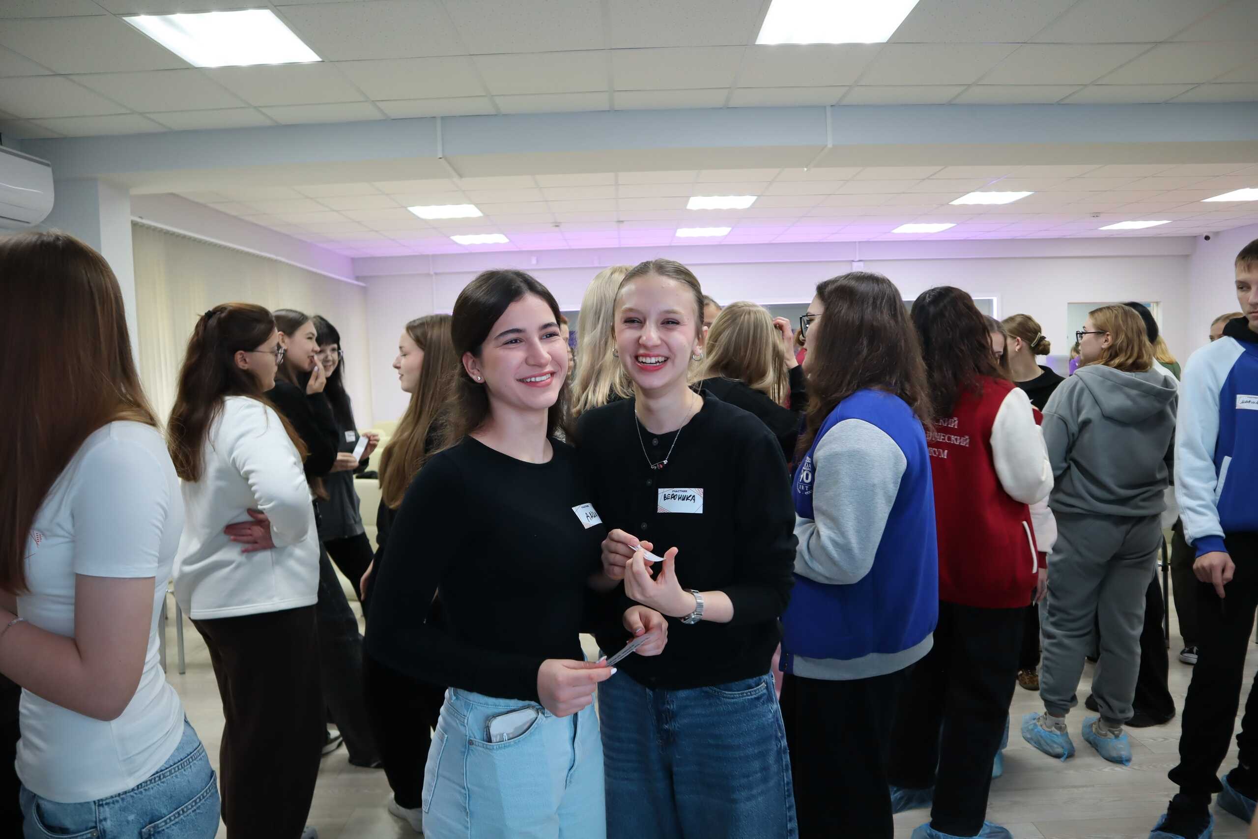 СТАРТОВАЛ ОБРАЗОВАТЕЛЬНЫЙ ИНТЕНСИВ «ШКОЛА ВОЛОНТЁРА»