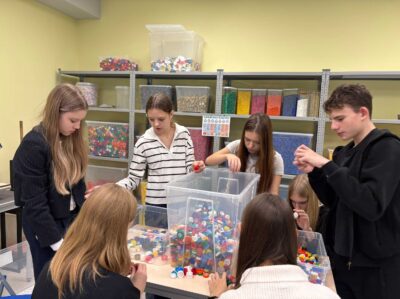 ВОЛОНТЕРЫ – ЭКОЛОГИ ПРОДОЛЖАЮТ РАБОТАТЬ