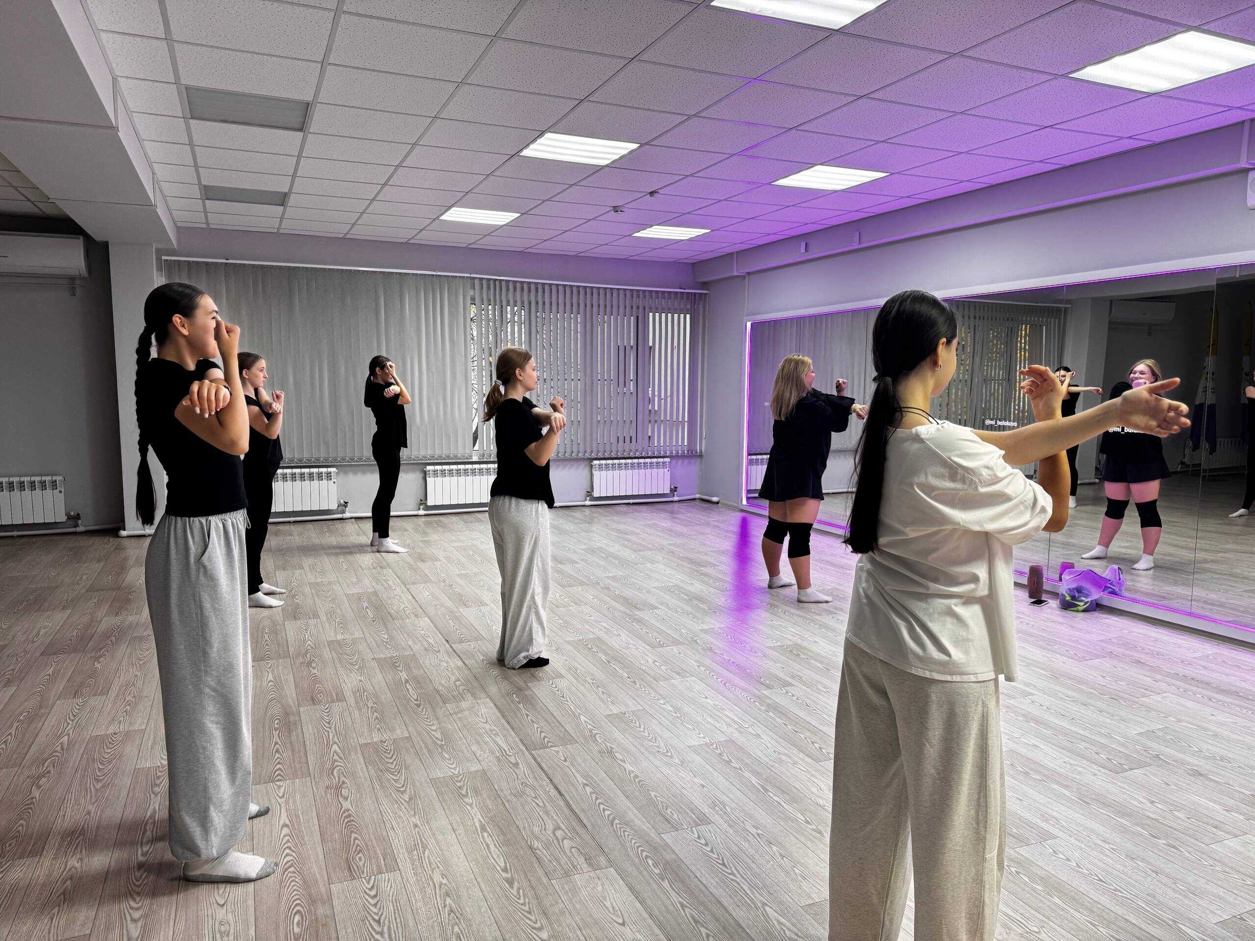 Спортивно-танцевальная группа поддержки начала активную работу