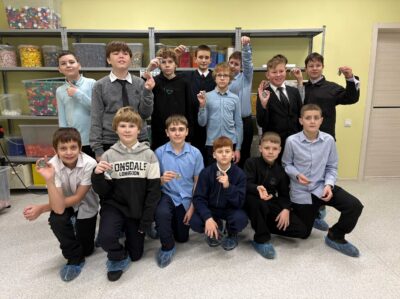 МАСТЕРСКАЯ КРЫШЕК В РАБОТЕ.